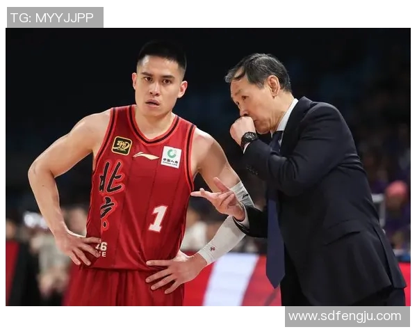 周琦伤退浙江逆转北京约克34分陈盈骏贡献26分助力胜利